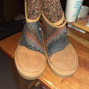 TOMS Women's boots. Sz. 5
